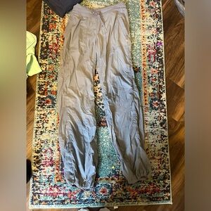 Gray Lulu size 6 jogger cinched